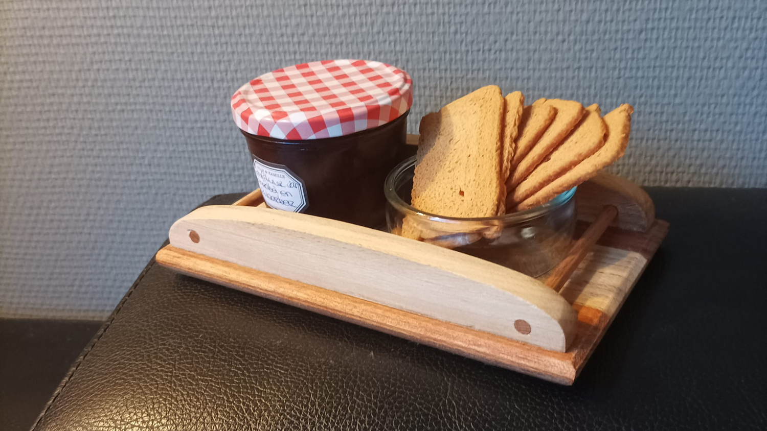 Piattino di platano e cilieglio