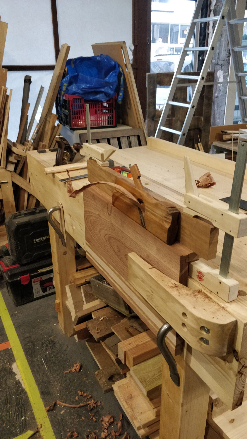 Pialla per scanalature vuote