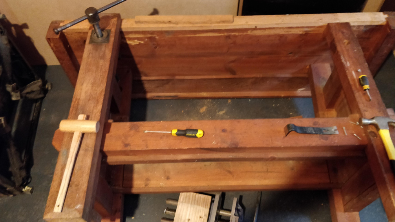 Restauro della panca da lavoro